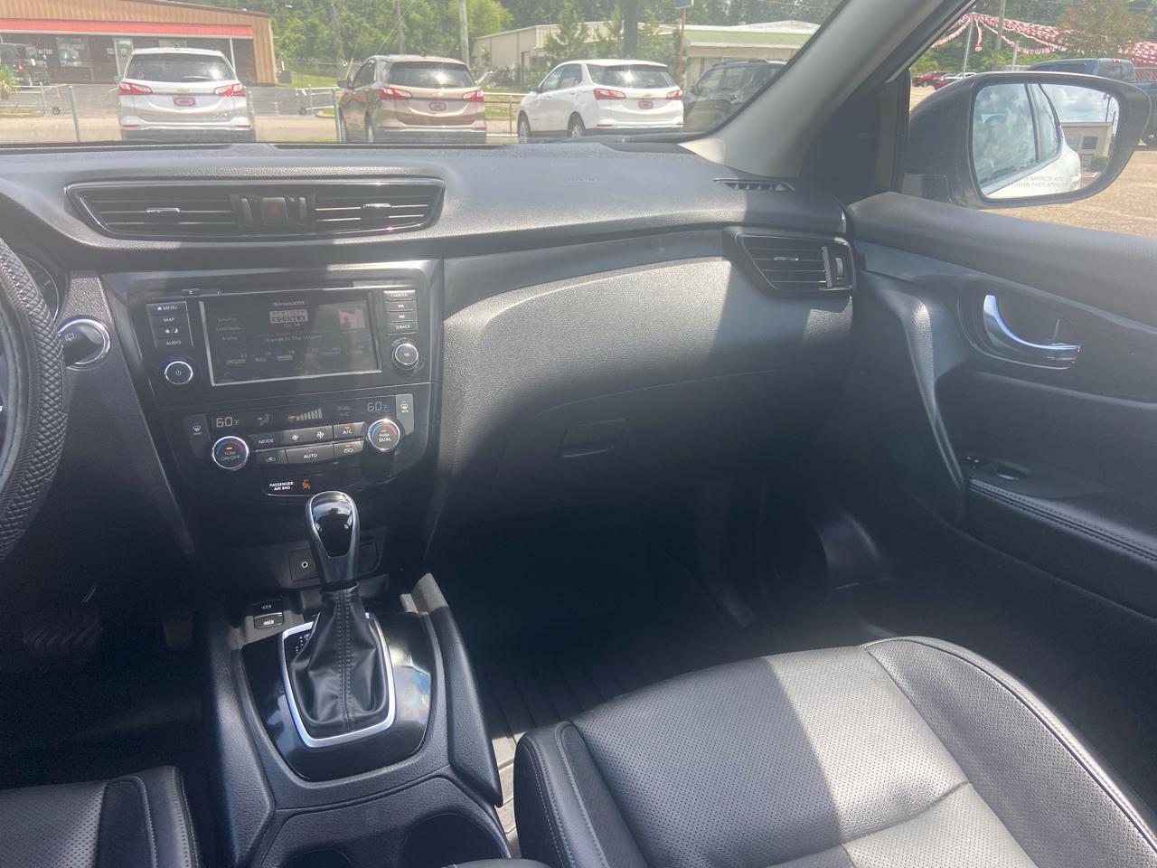 Nissan Rogue Sport SL AWD 2022