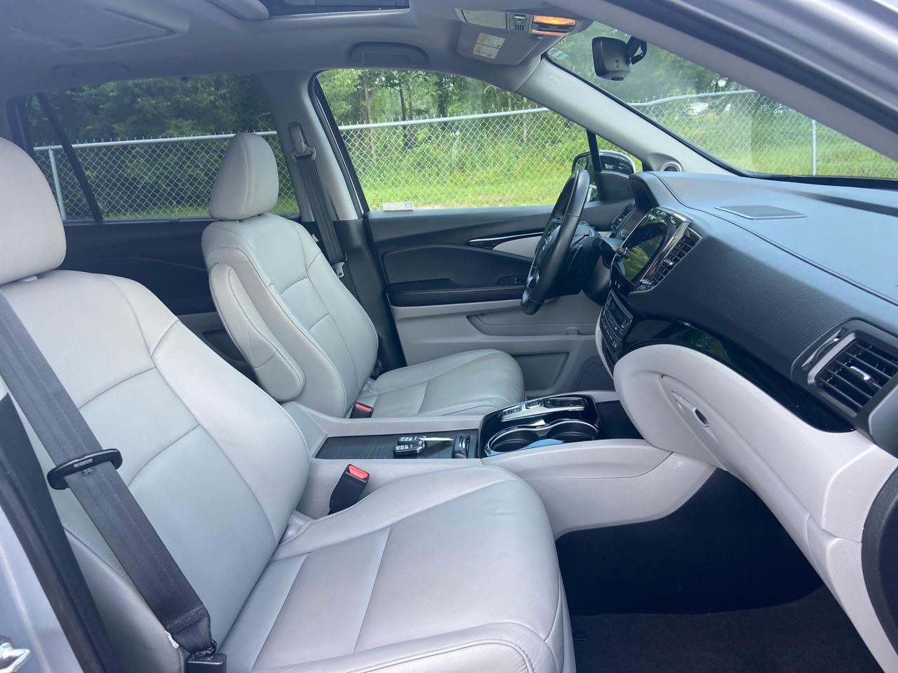 Honda Pilot Touring AWD 2019