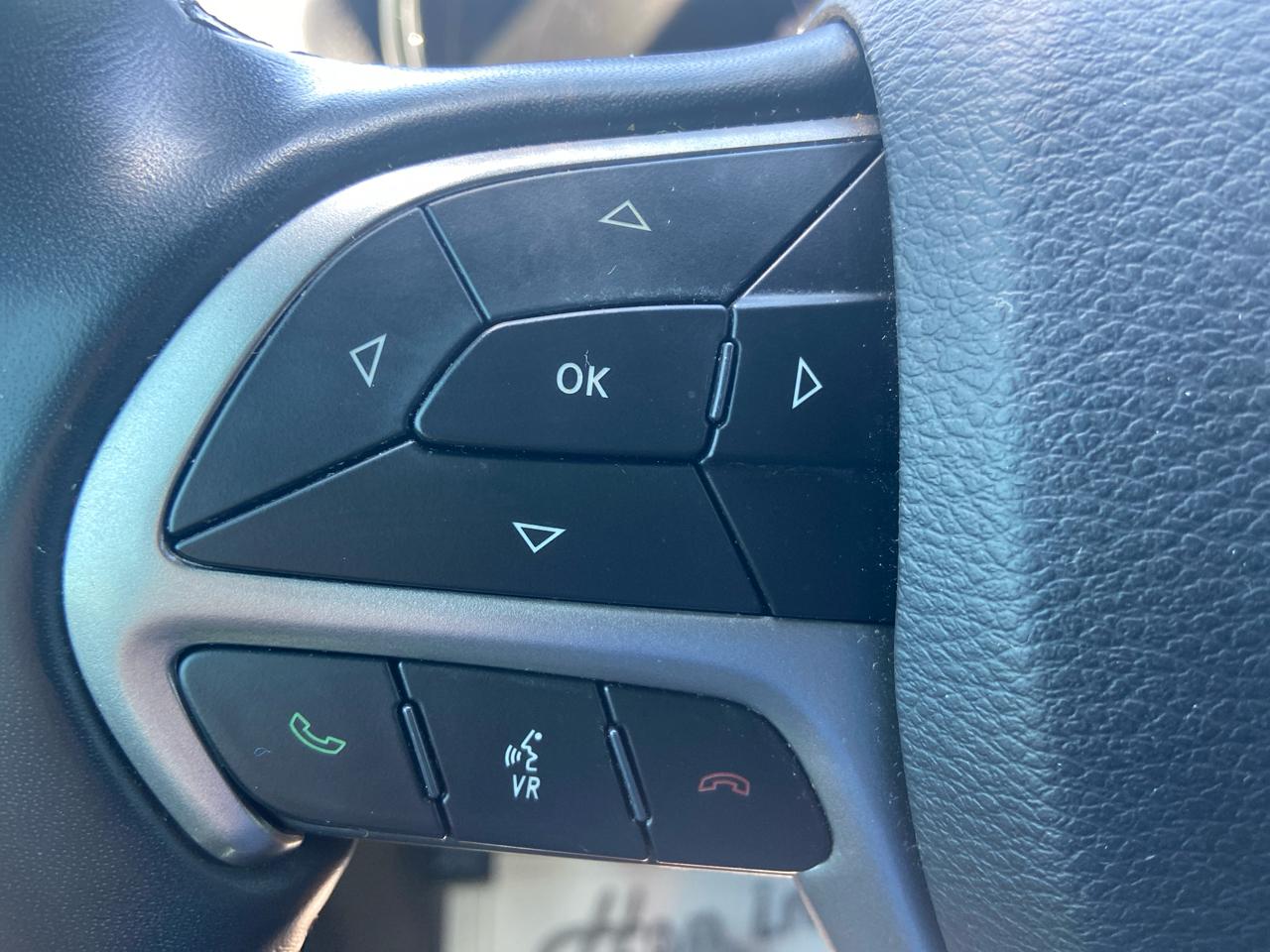 Jeep Grand Cherokee Laredo 2WD 2019