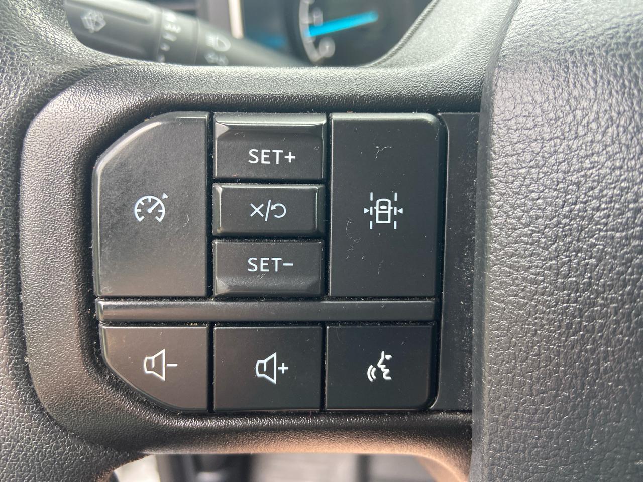 Ford F-150 XL SuperCab 8-ft. 2WD 2023