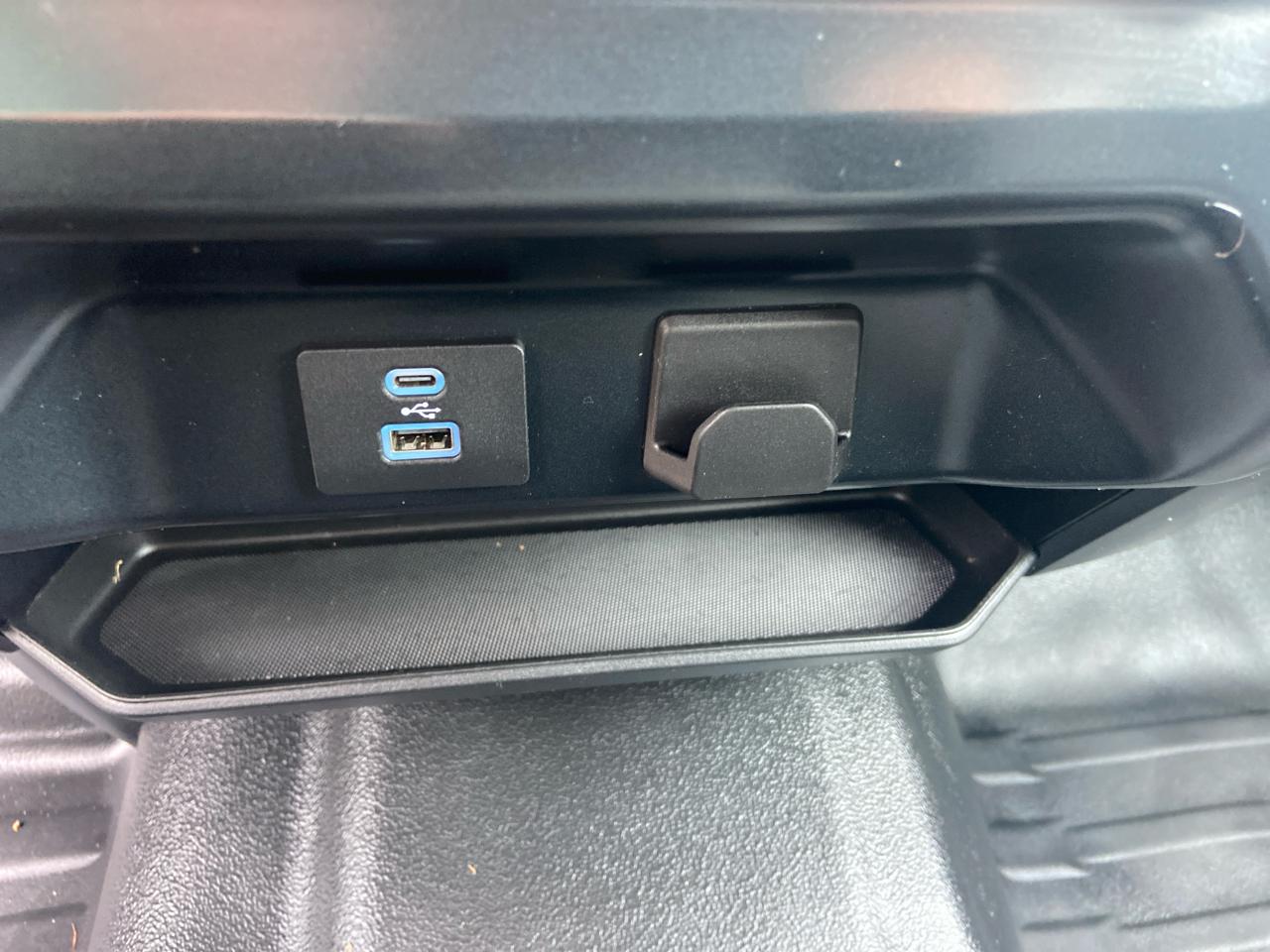 Ford F-150 XL SuperCab 8-ft. 2WD 2023
