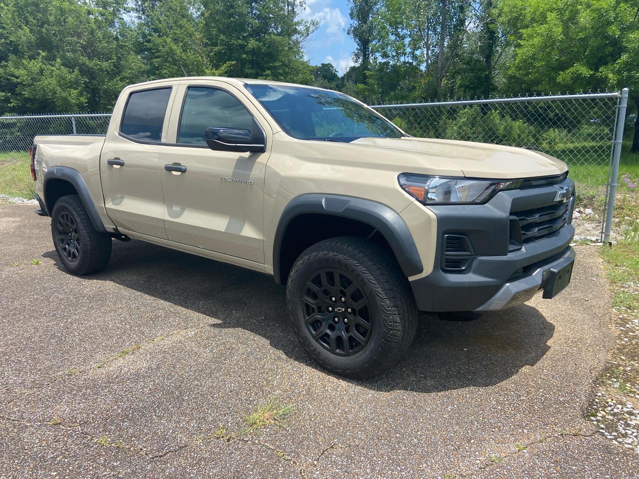 Chevrolet Colorado Trail Boss Crew Cab 4WD 2023