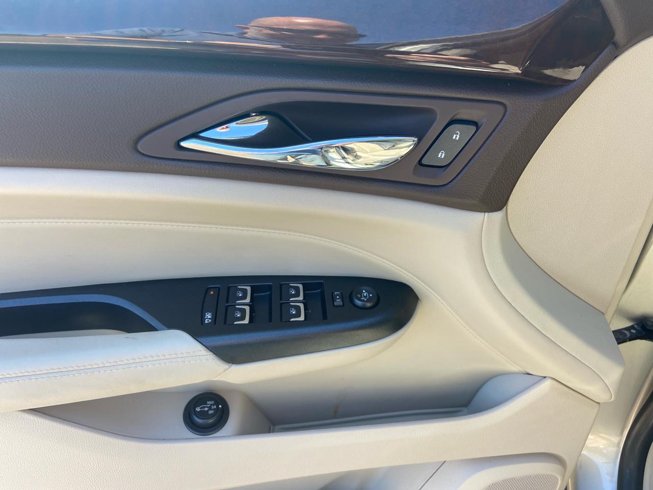 Cadillac SRX Luxury Collection FWD 2016