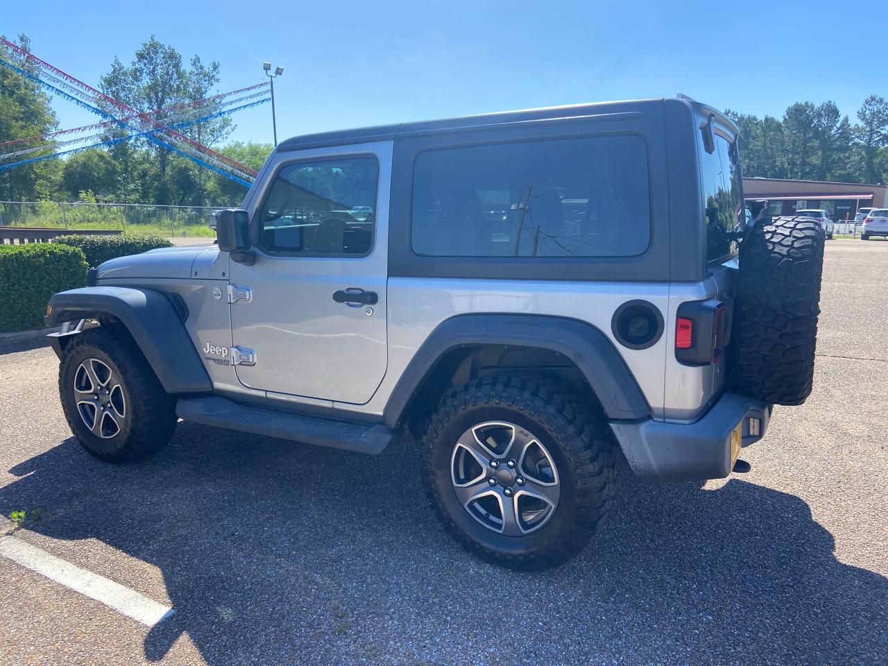 Jeep Wrangler Sport 4WD 2018