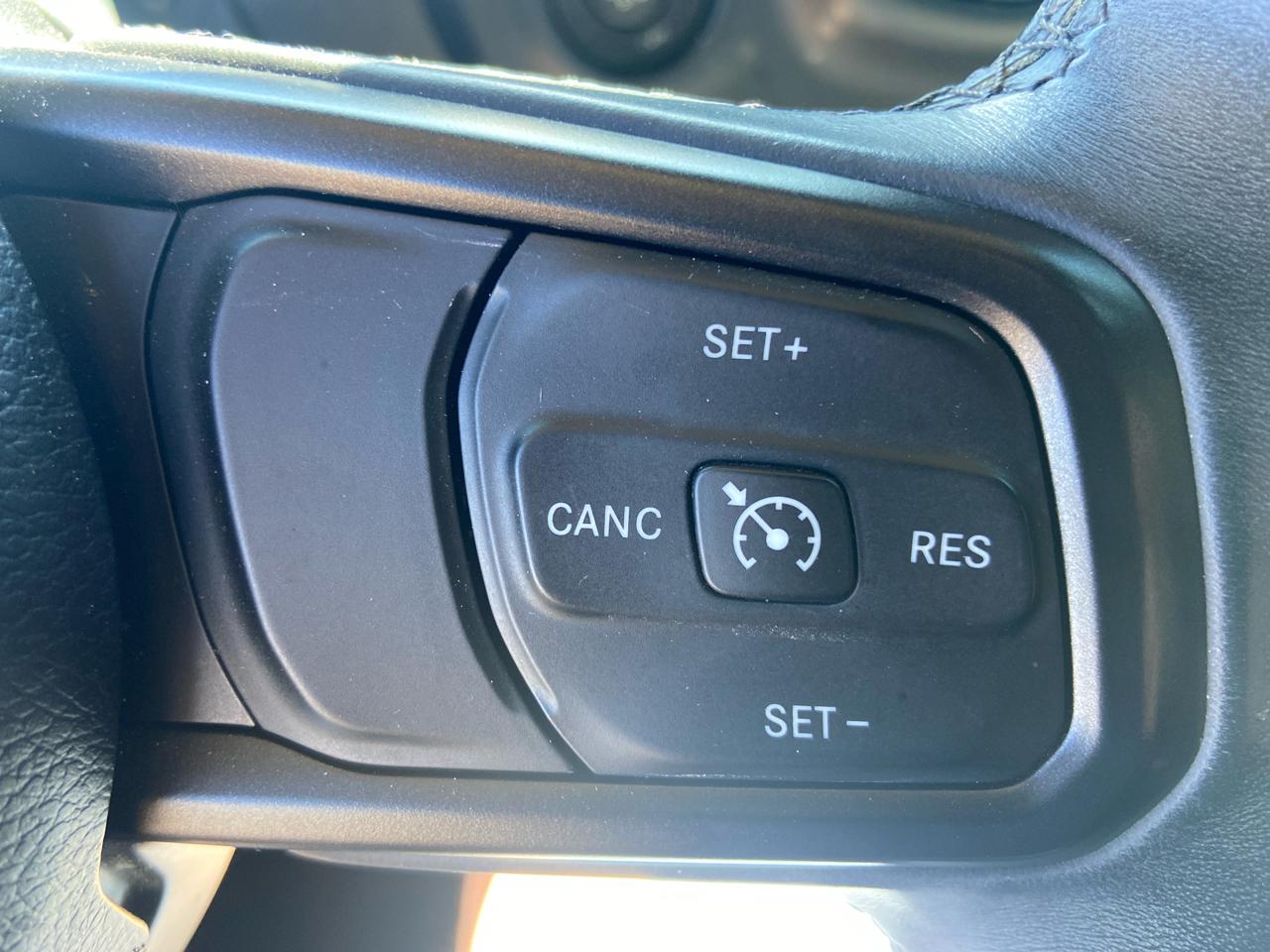 Jeep Wrangler Sport 4WD 2018