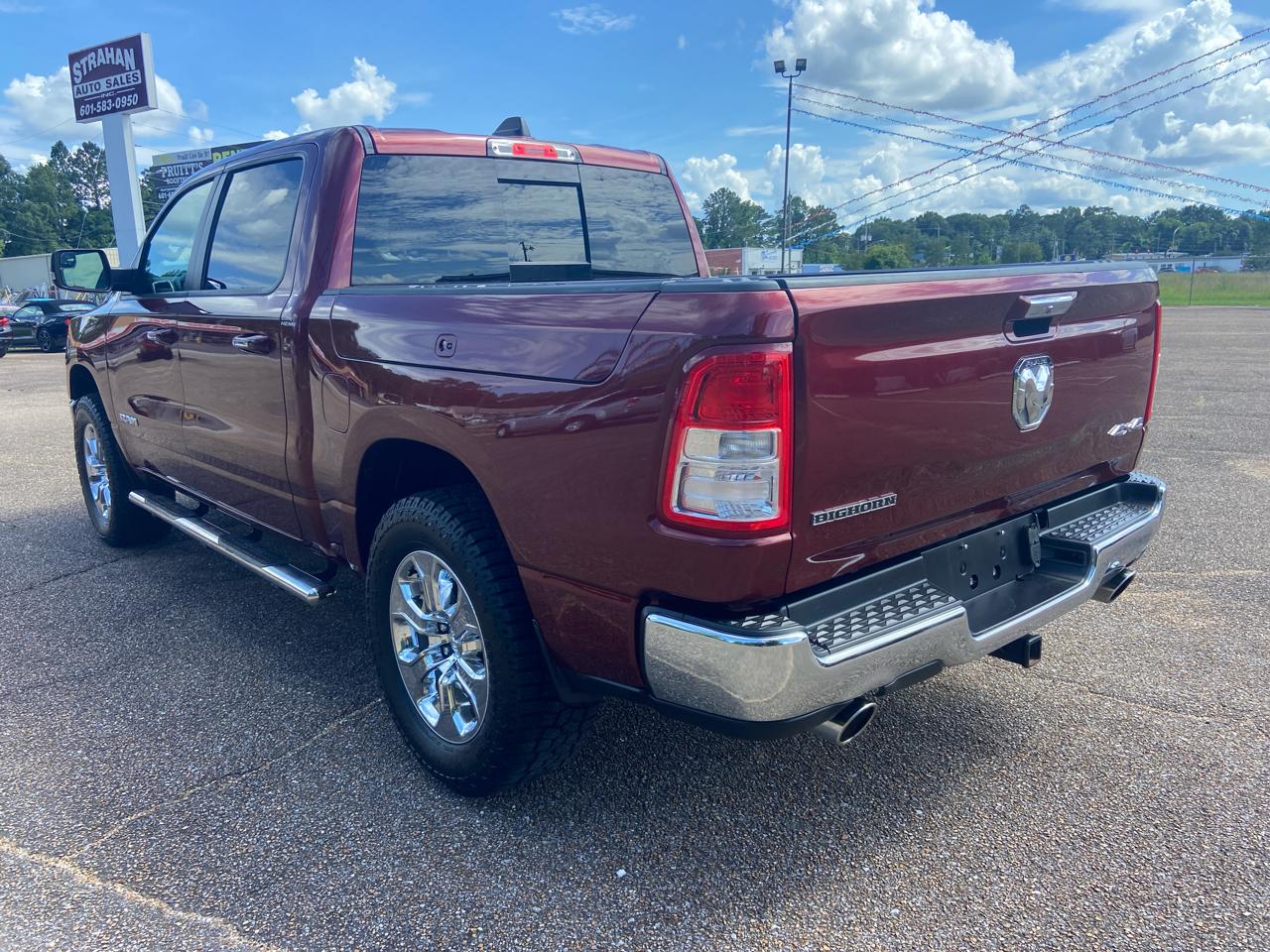RAM 1500 Big Horn Crew Cab SWB 4WD 2020