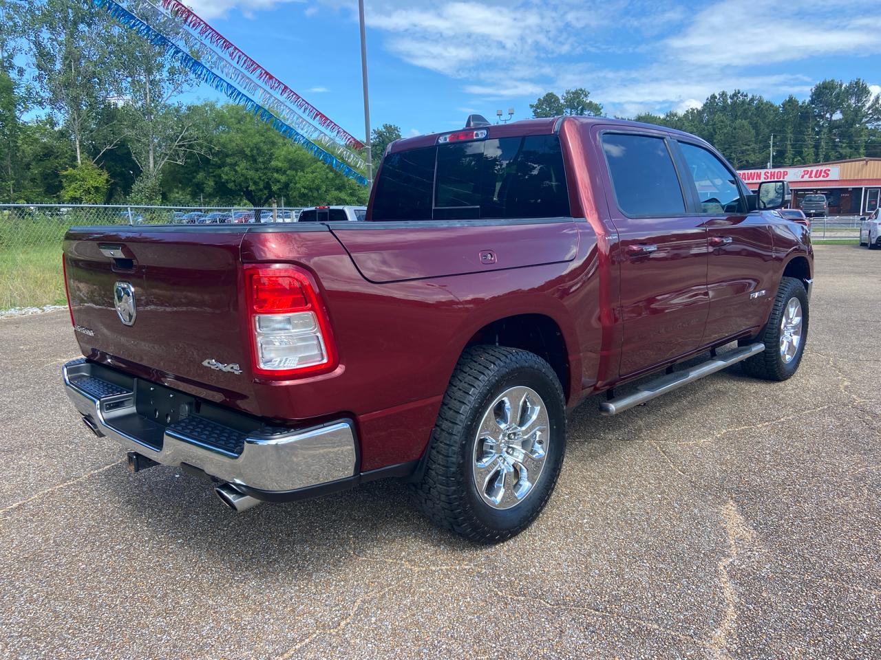 RAM 1500 Big Horn Crew Cab SWB 4WD 2020