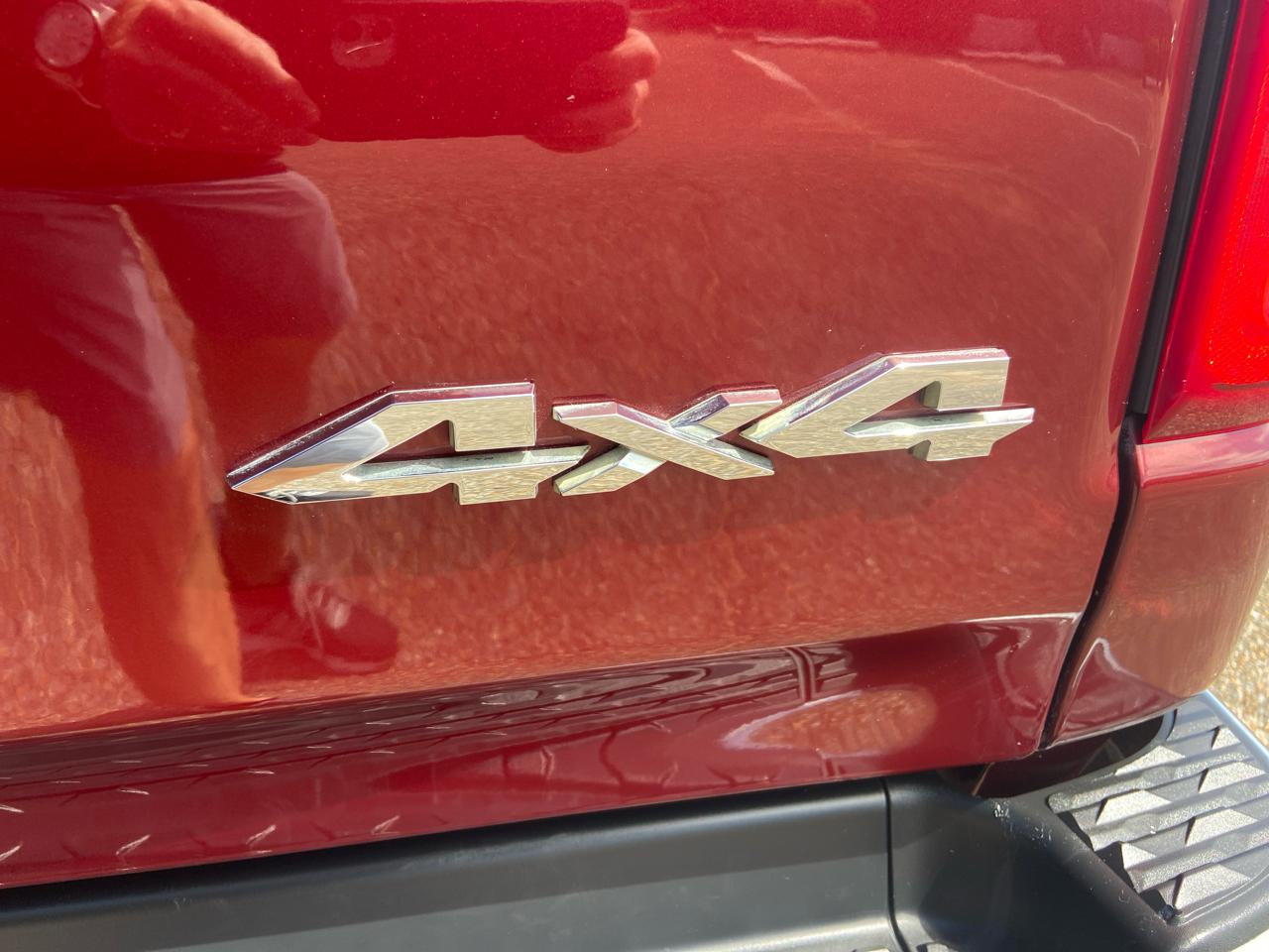 RAM 1500 Big Horn Crew Cab SWB 4WD 2020