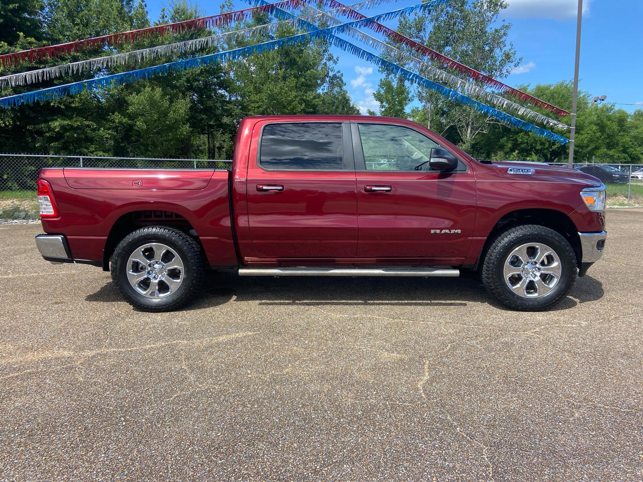 RAM 1500 Big Horn Crew Cab SWB 4WD 2020