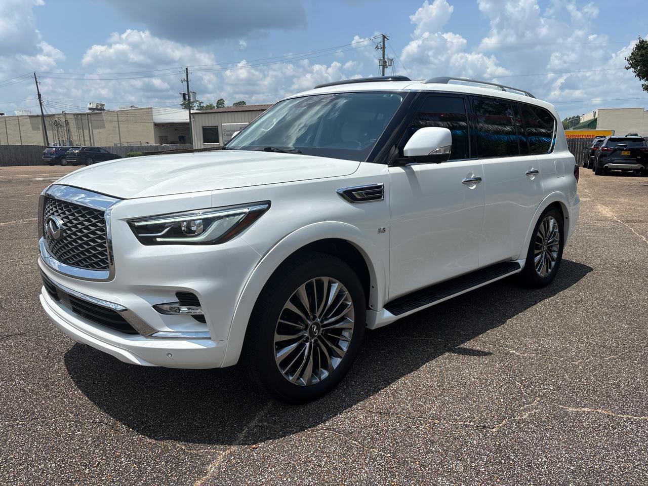 2019 Infiniti QX80 LUXE