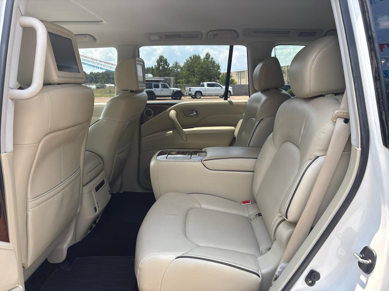 Infiniti QX80 LUXE 2019