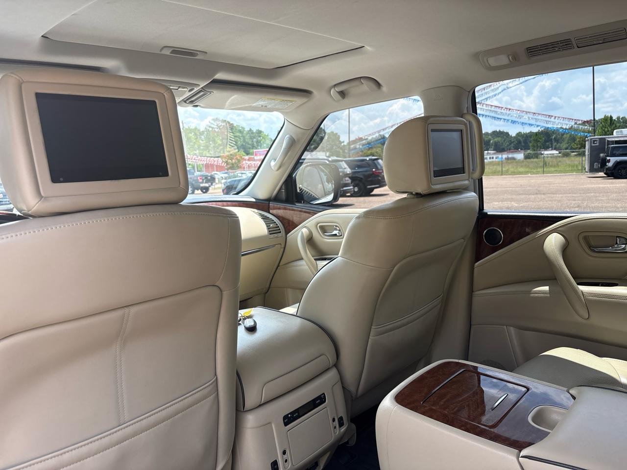 Infiniti QX80 LUXE 2019