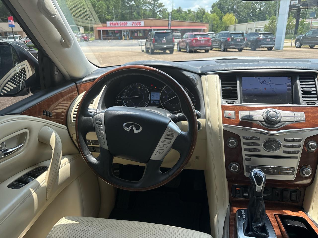Infiniti QX80 LUXE 2019