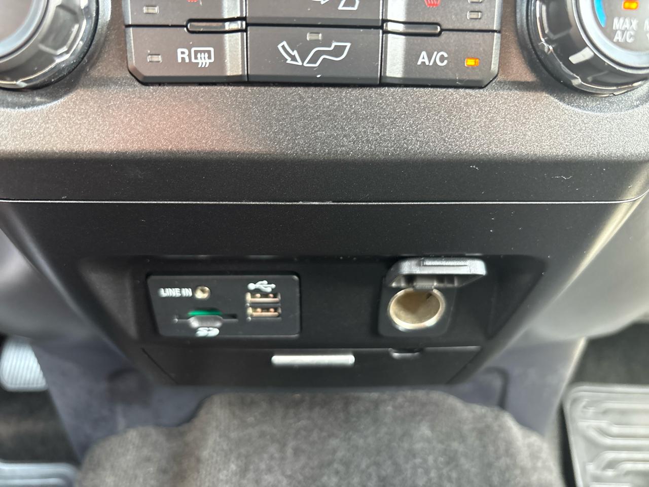 Ford F-150 XLT 4WD 2015