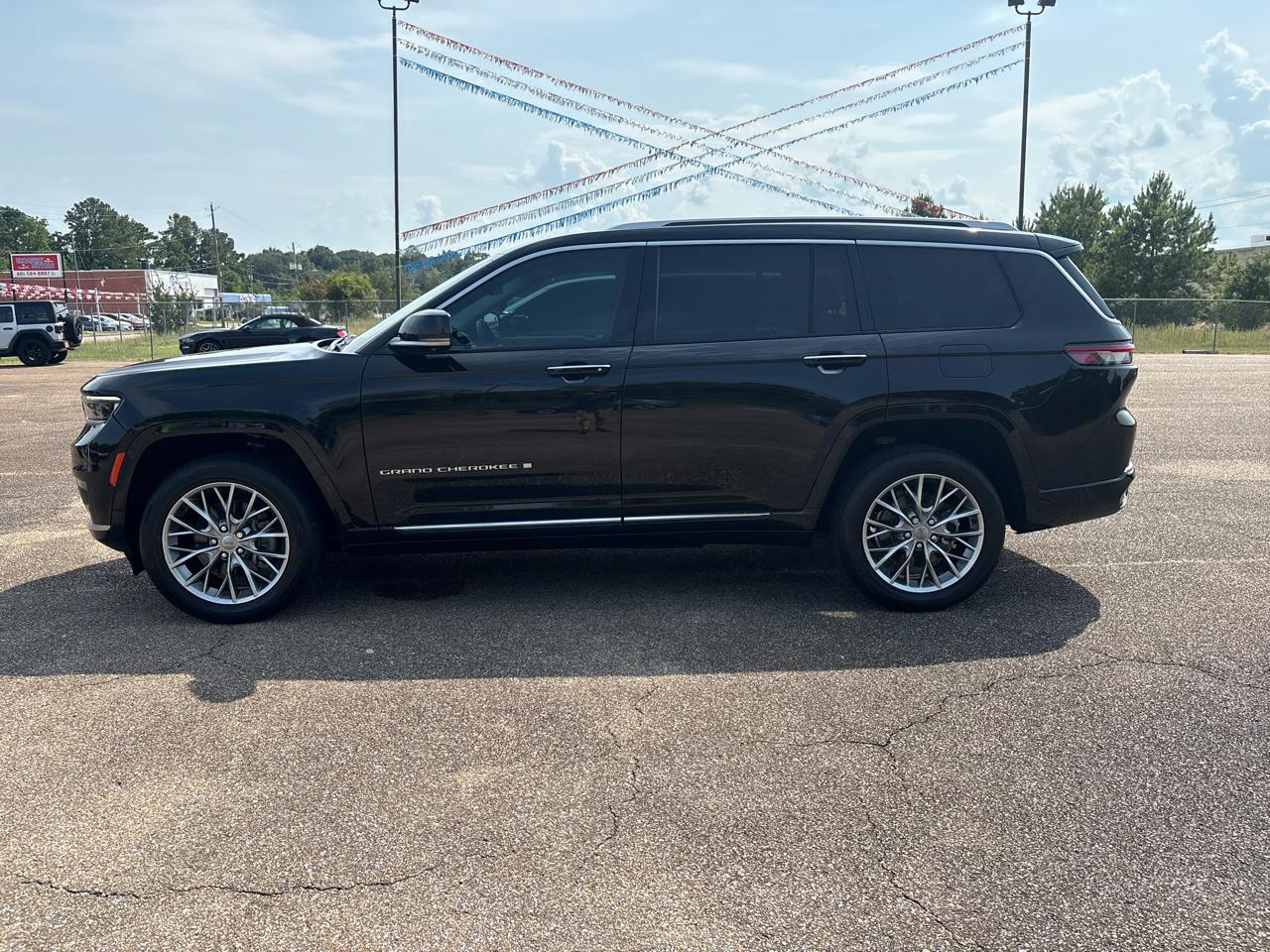 Jeep Grand Cherokee L Summit 2WD 2022