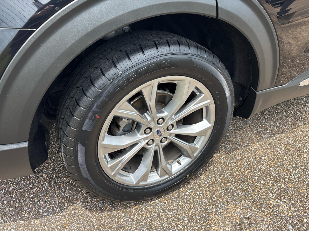 Ford Explorer Limited AWD 2021