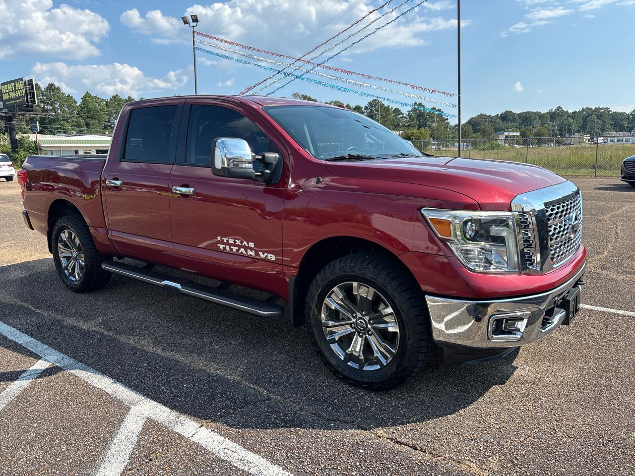 Nissan Titan S Crew Cab 4WD 2019