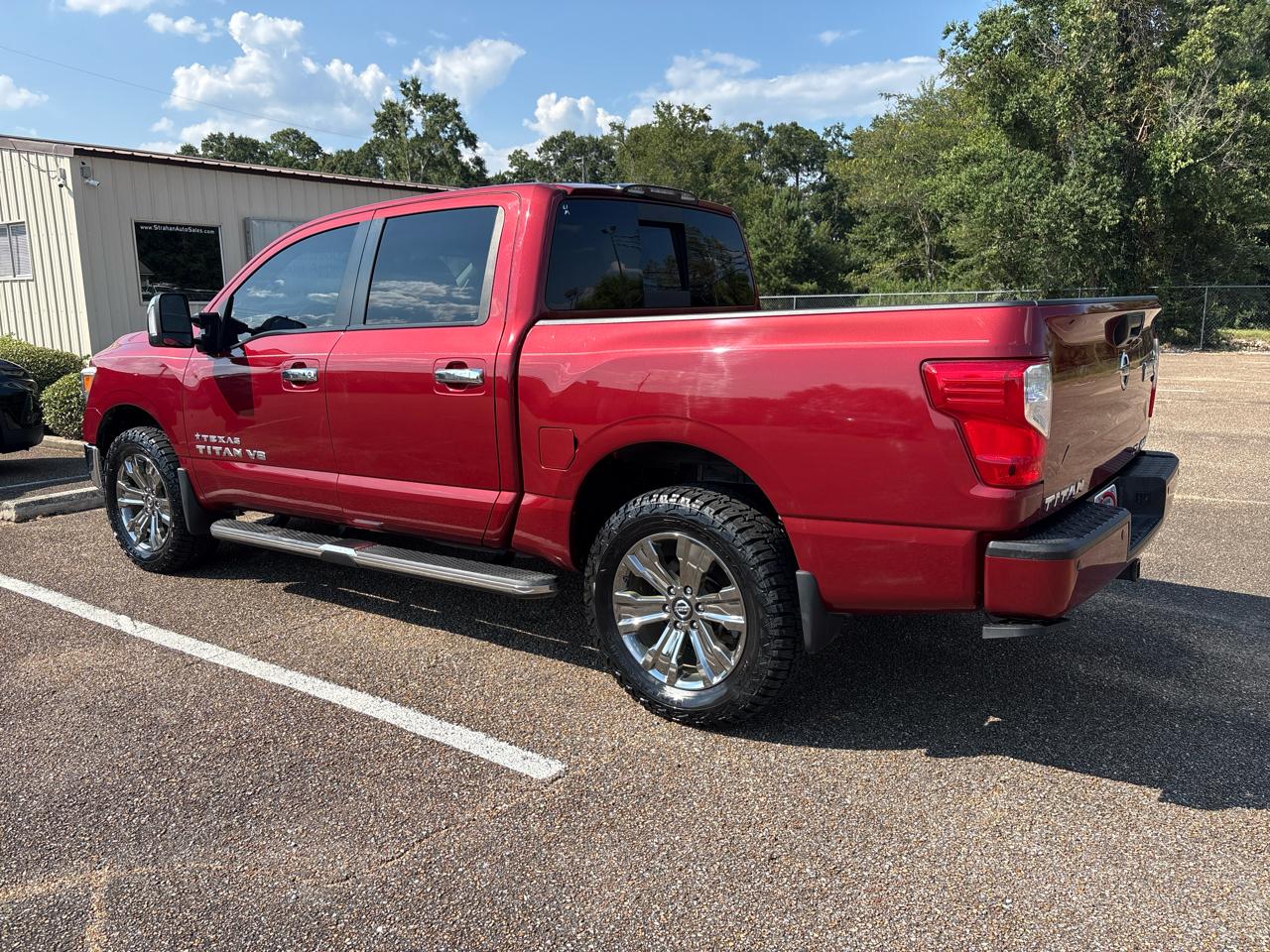 Nissan Titan S Crew Cab 4WD 2019