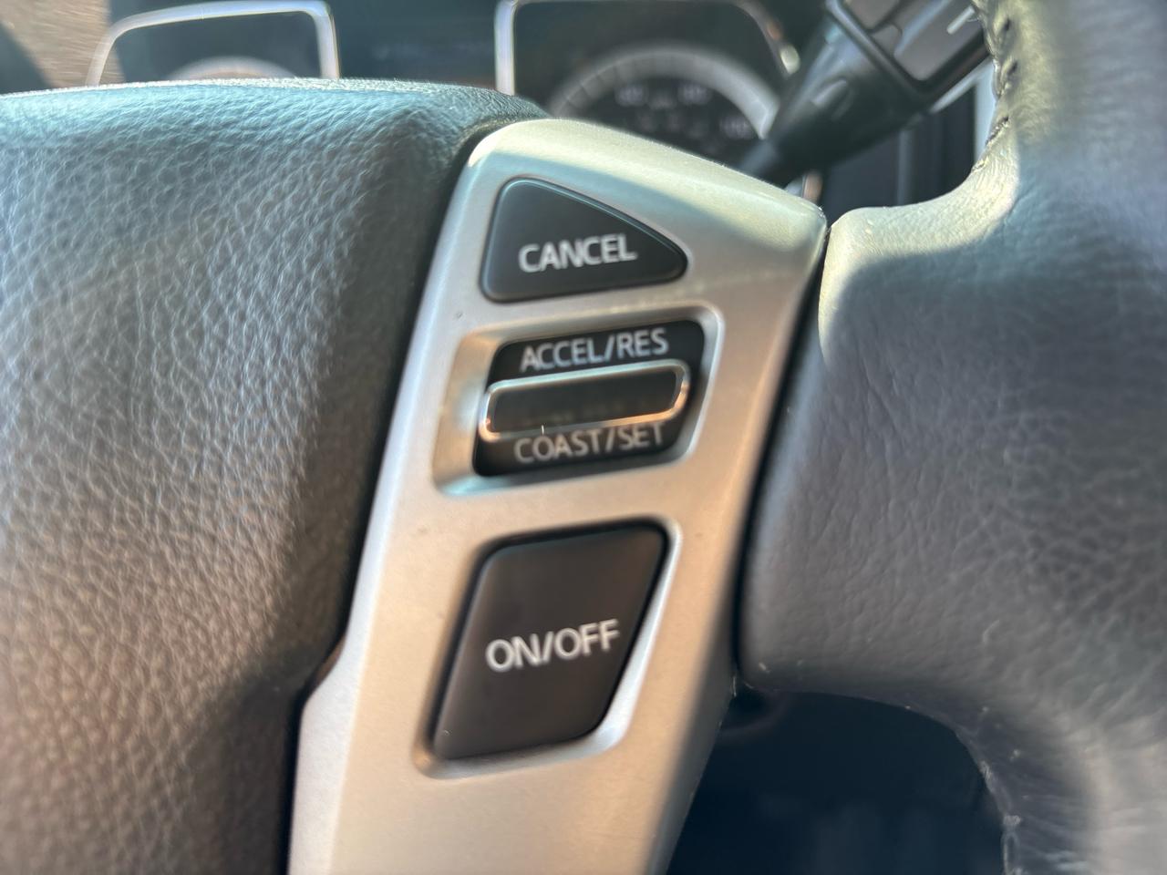 Nissan Titan S Crew Cab 4WD 2019