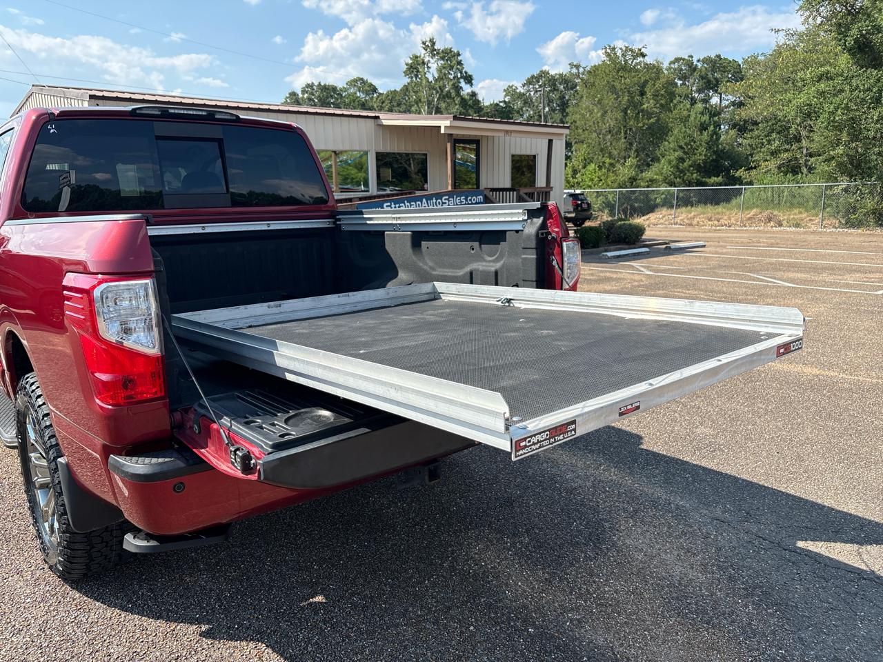Nissan Titan S Crew Cab 4WD 2019