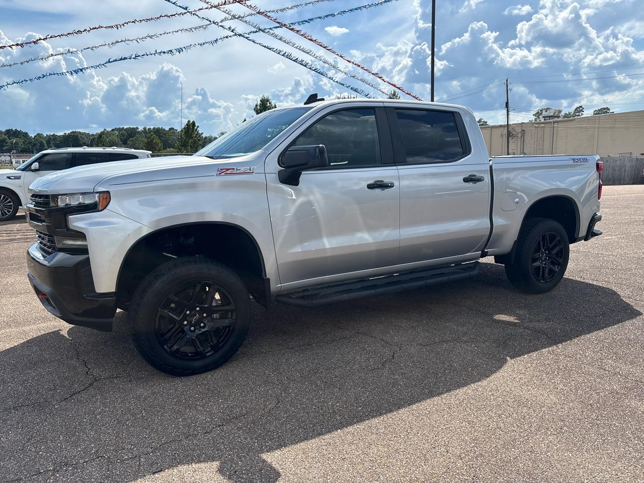Chevrolet Silverado 1500 LT Trail Boss Crew Cab 4WD 2021