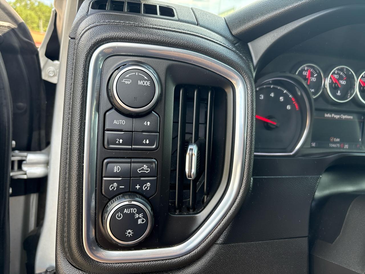 Chevrolet Silverado 1500 LT Trail Boss Crew Cab 4WD 2021