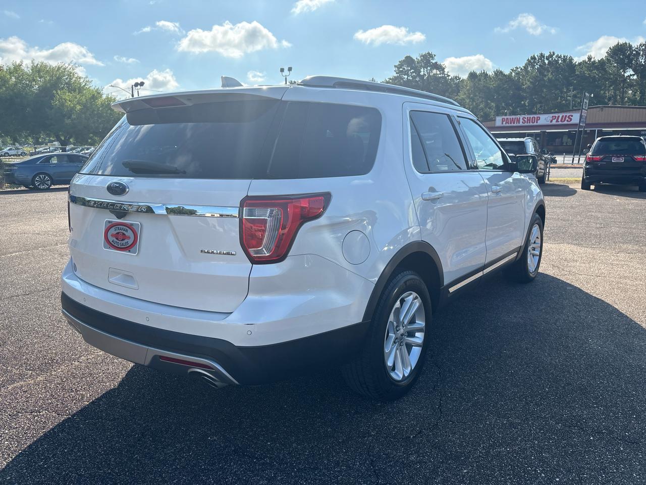 Ford Explorer XLT FWD 2016