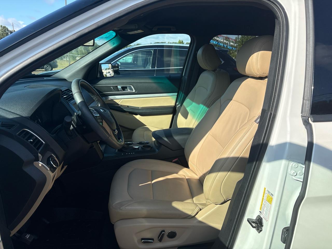 Ford Explorer XLT FWD 2016