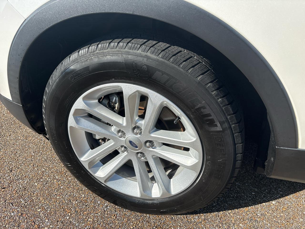 Ford Explorer XLT FWD 2016