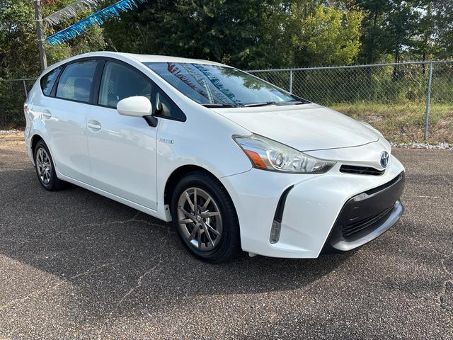 2016 Toyota Prius v Two FWD