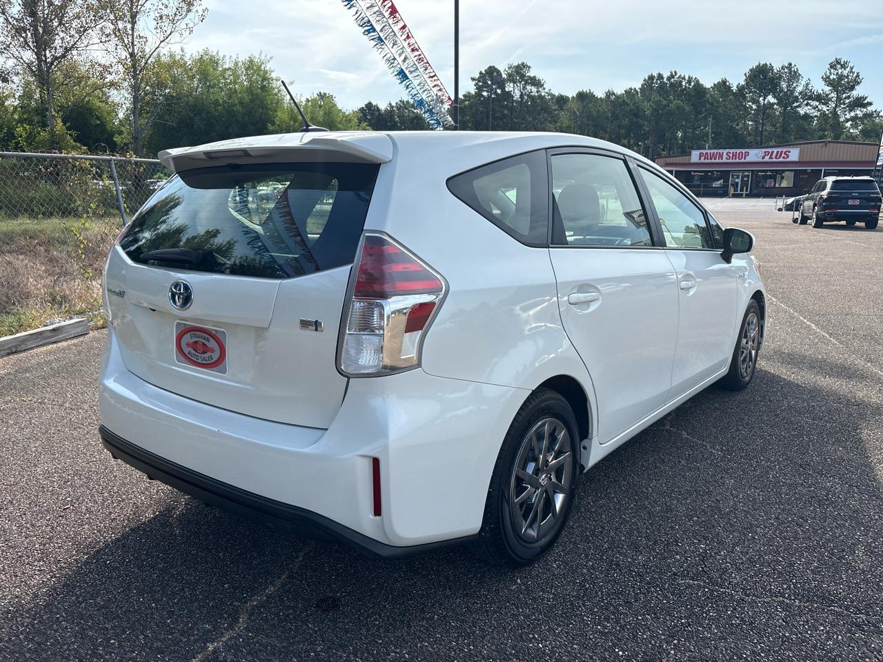 Toyota Prius V Two 2016