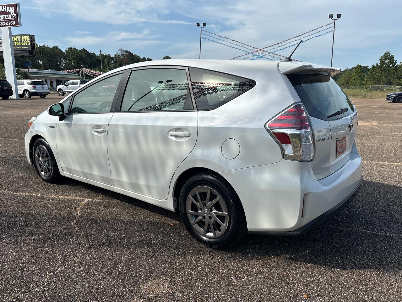 Toyota Prius V Two 2016