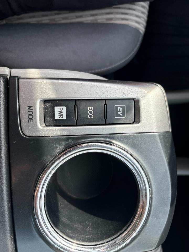 Toyota Prius V Two 2016