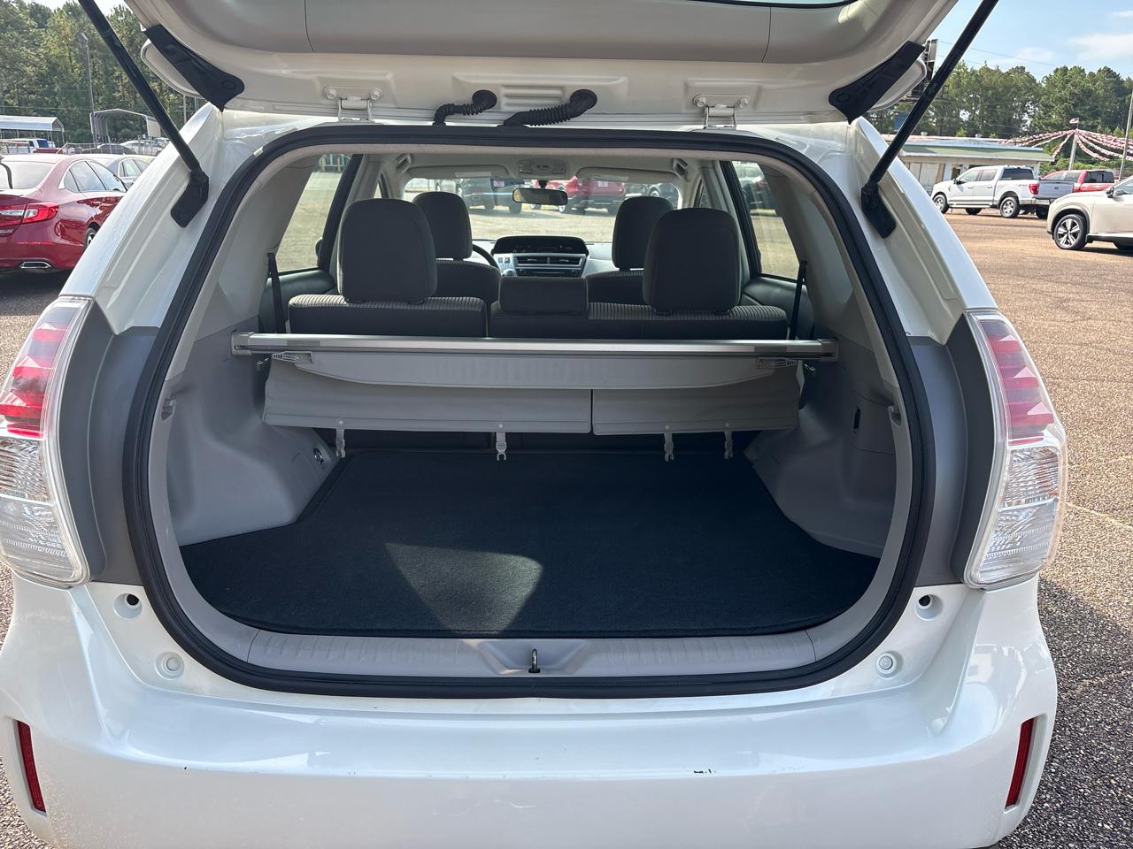 Toyota Prius V Two 2016