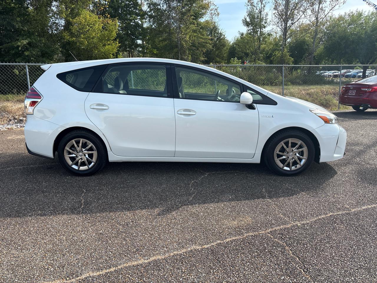 Toyota Prius V Two 2016