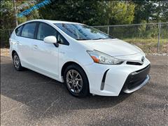 2016 Toyota Prius V 