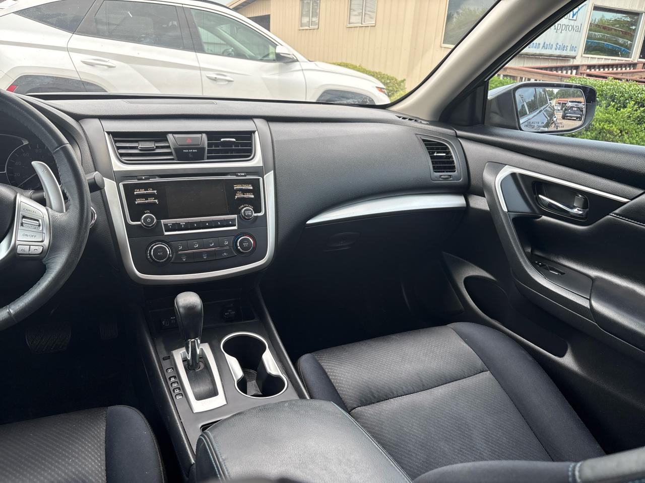 Nissan Altima 2.5 SV Sedan 2017