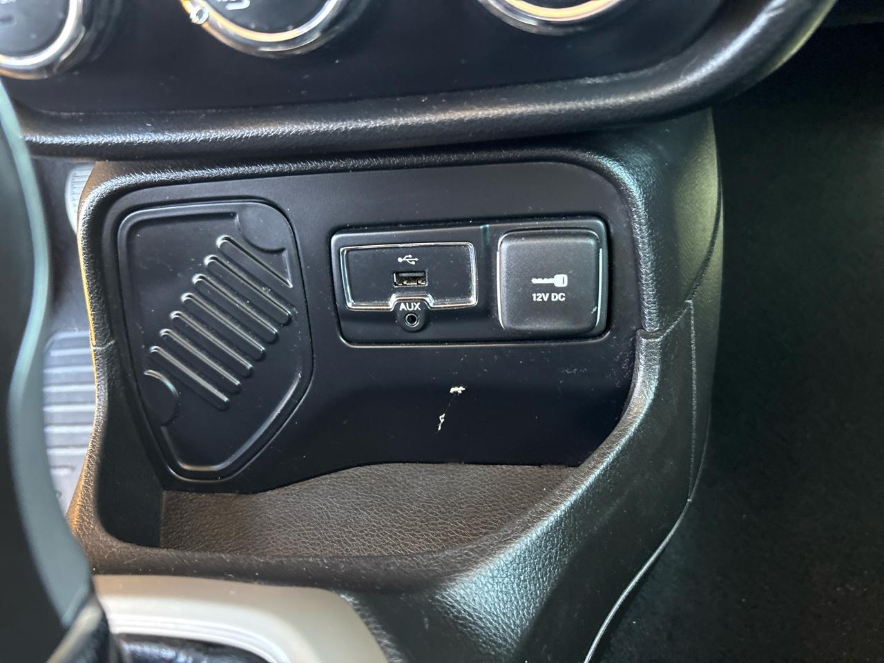 Jeep Renegade Latitude FWD 2016