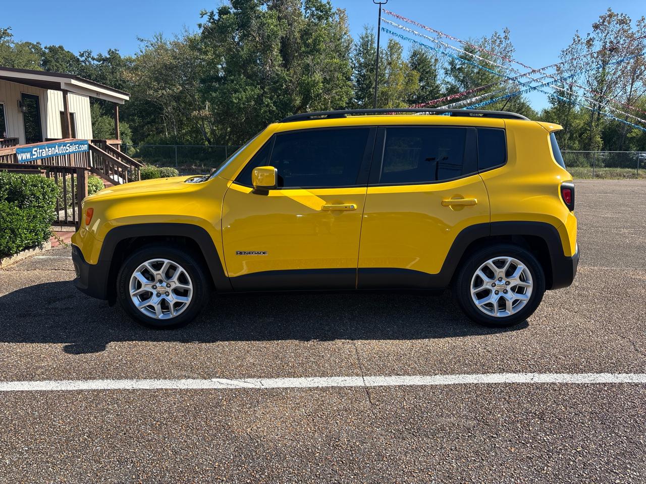 Jeep Renegade Latitude FWD 2016