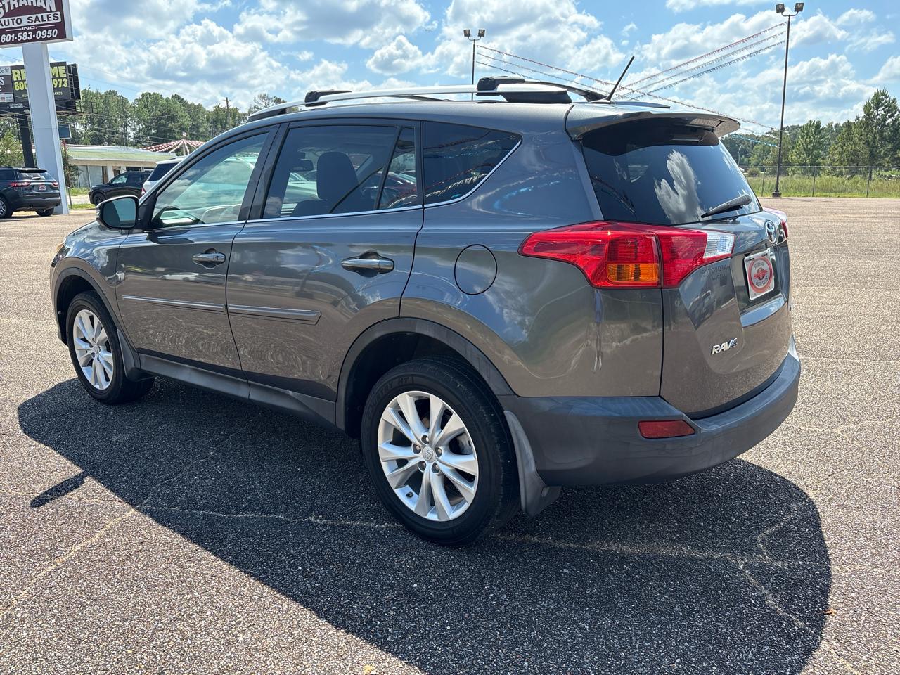 Toyota RAV4 Limited FWD 2014