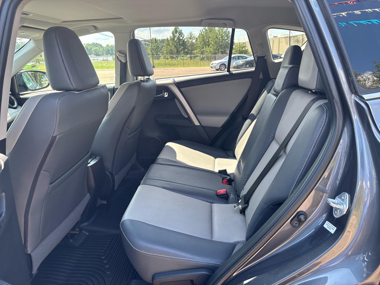 Toyota RAV4 Limited FWD 2014