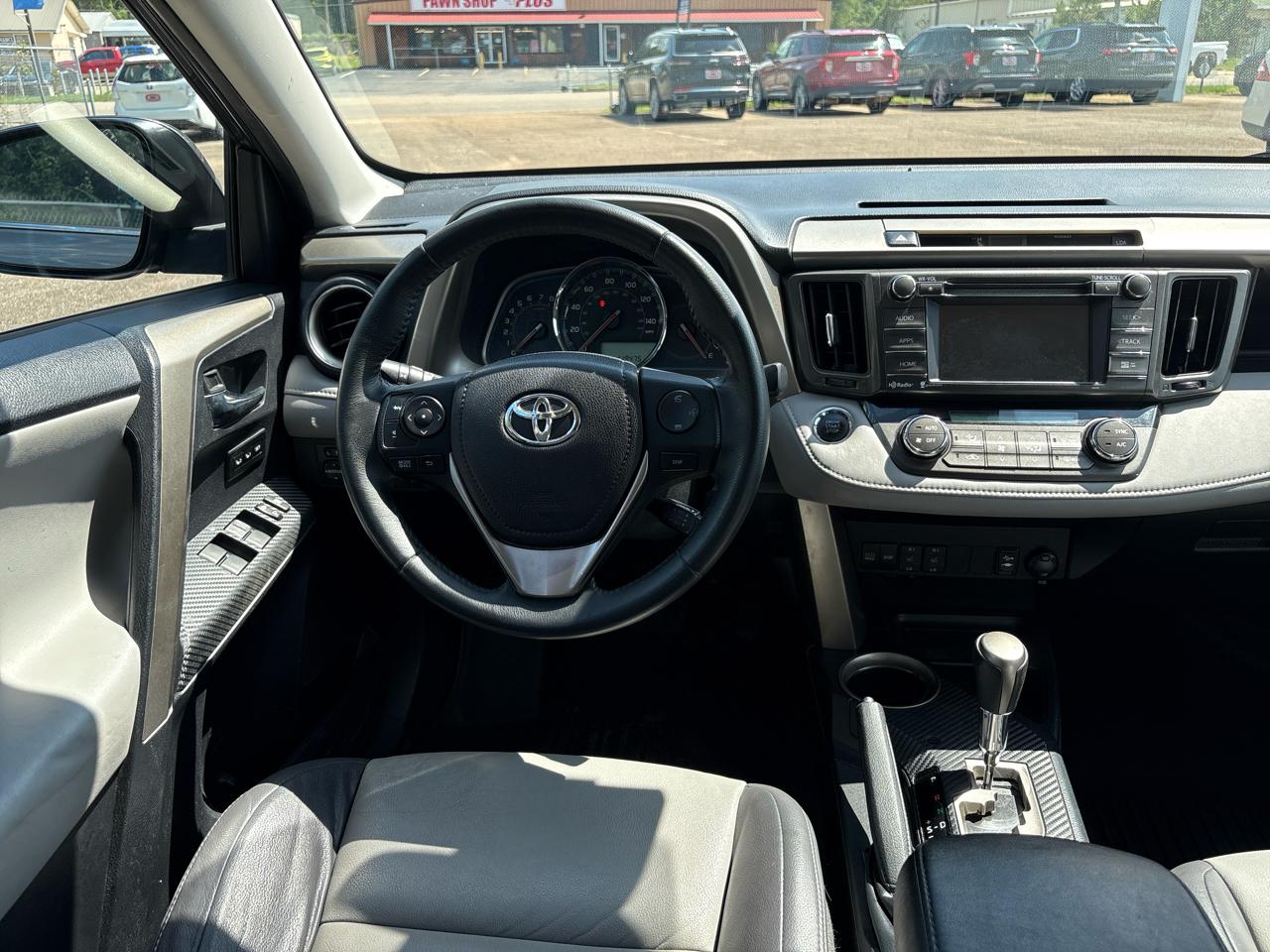 Toyota RAV4 Limited FWD 2014