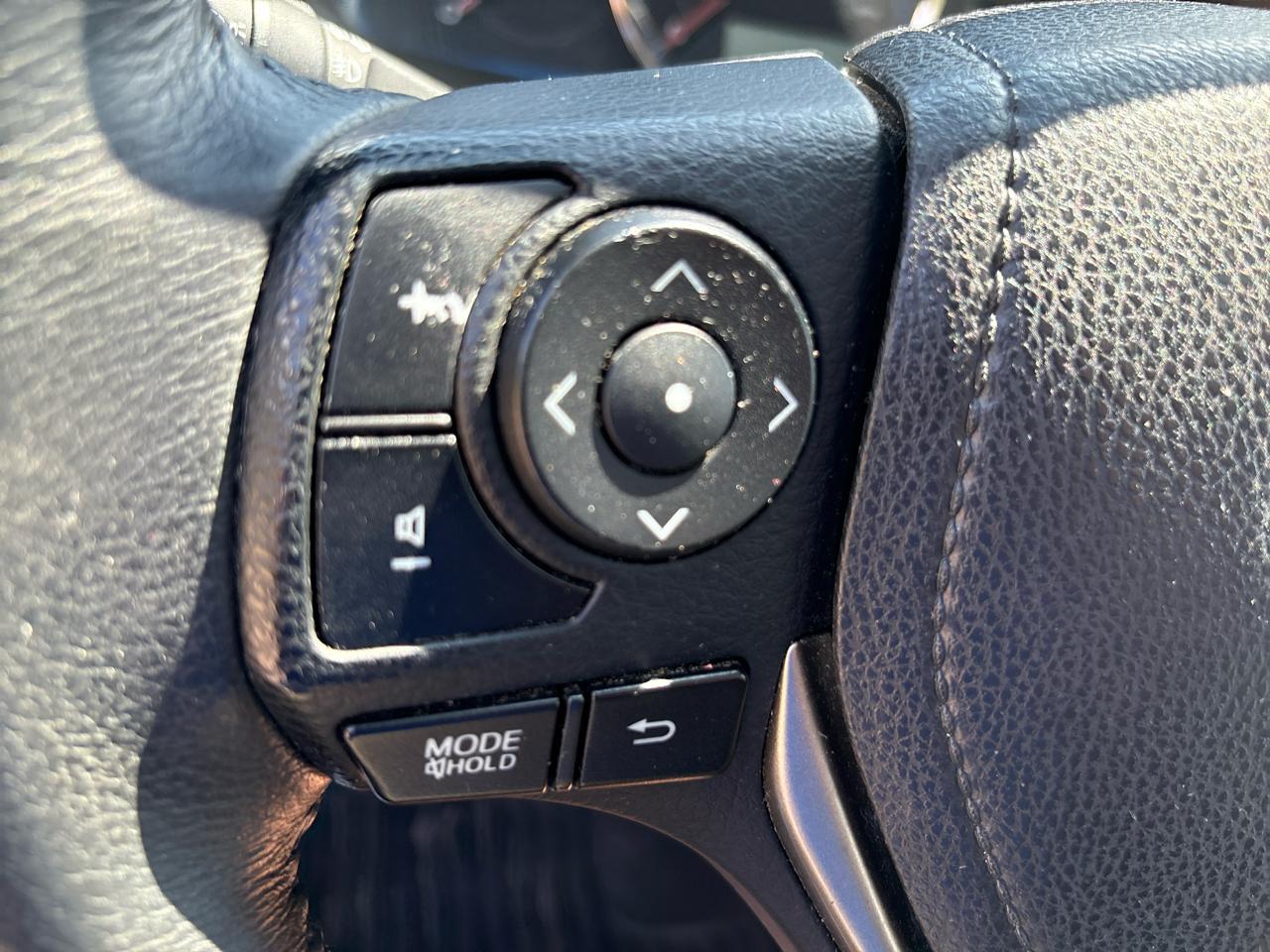 Toyota RAV4 Limited FWD 2014