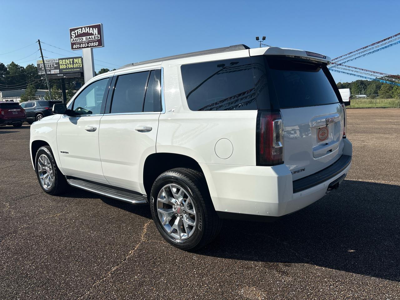 GMC Yukon SLT 2WD 2017