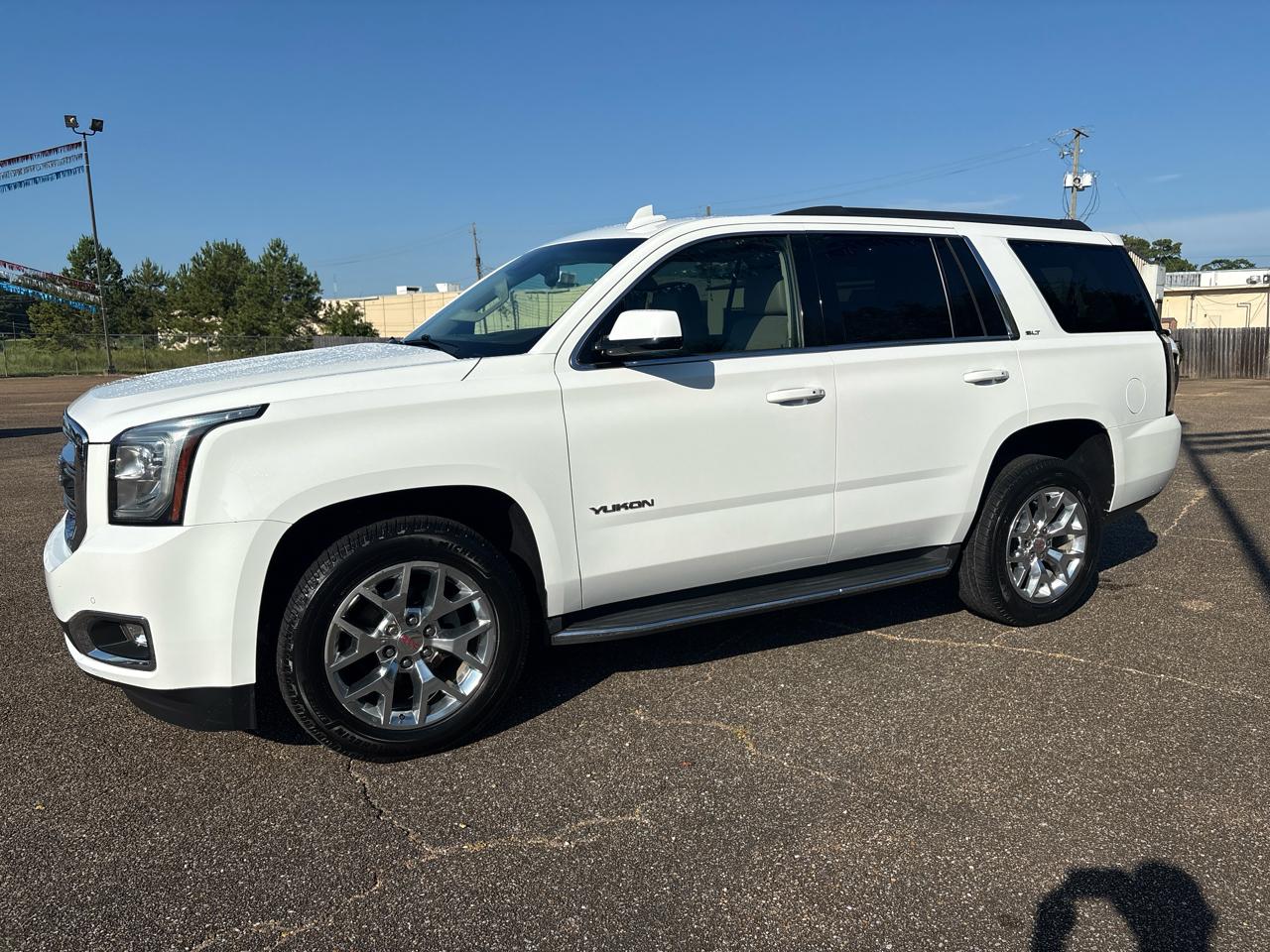 GMC Yukon SLT 2WD 2017