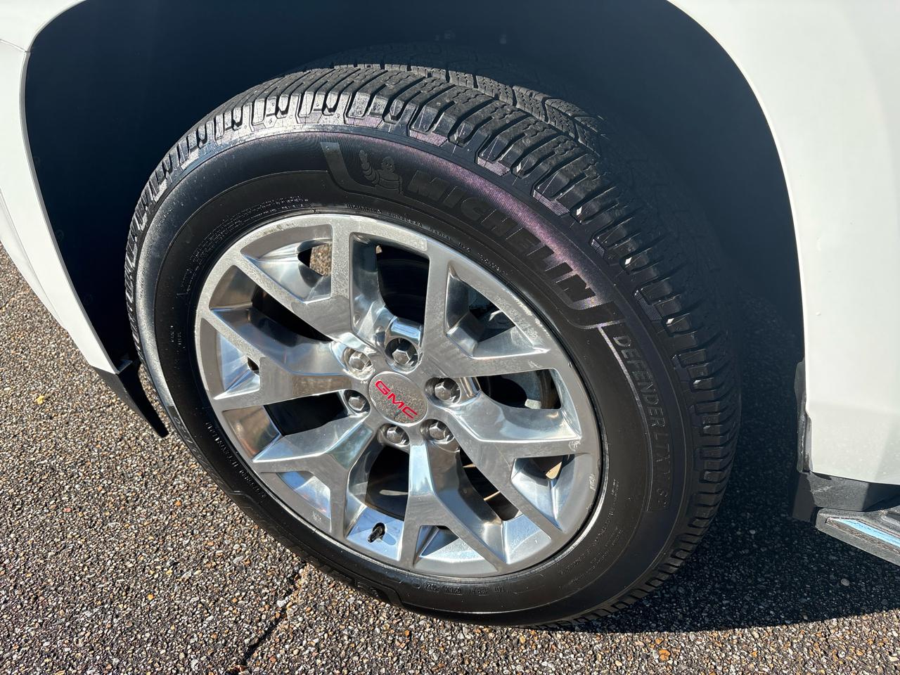 GMC Yukon SLT 2WD 2017
