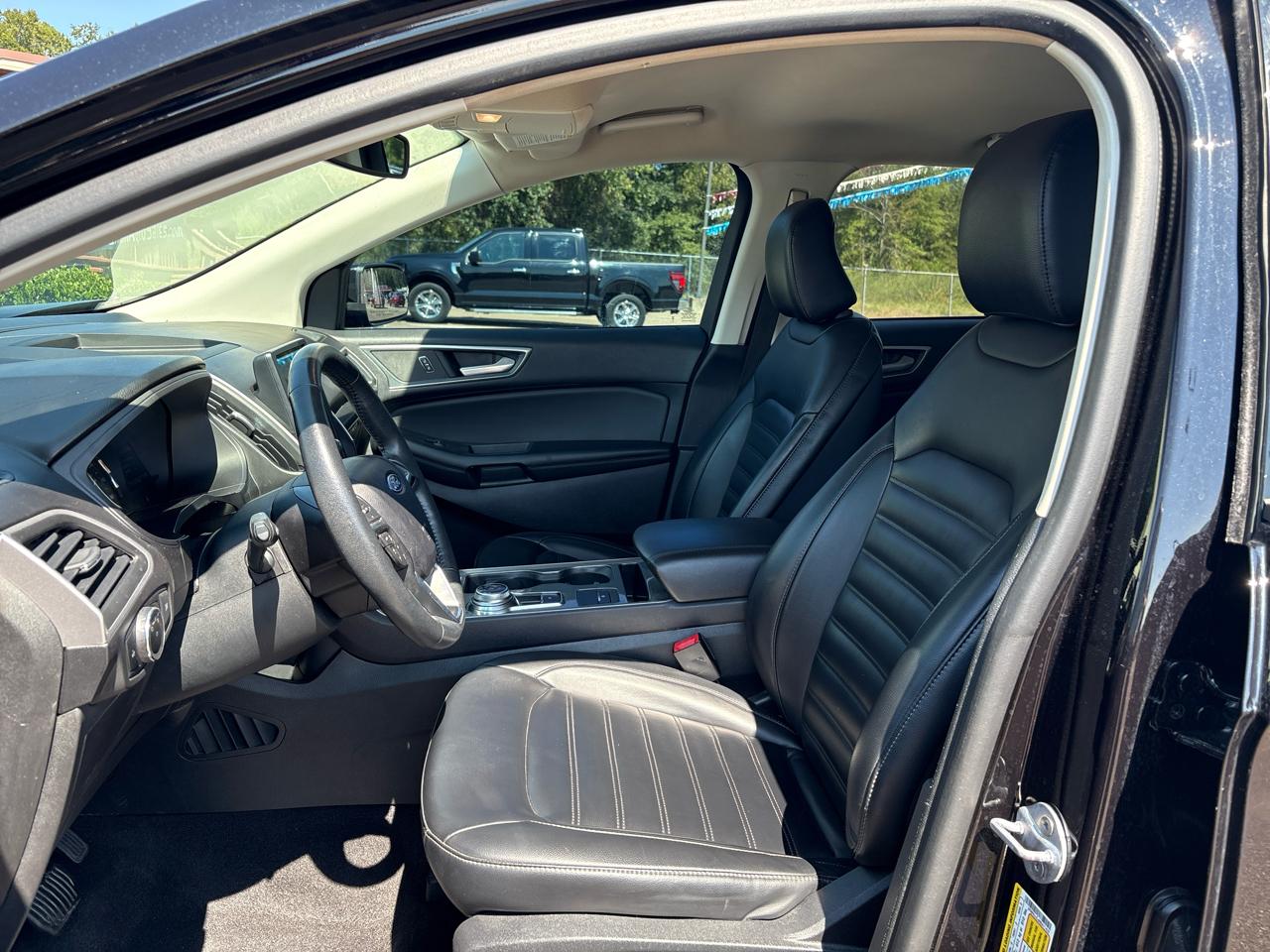 Ford Edge photo 6