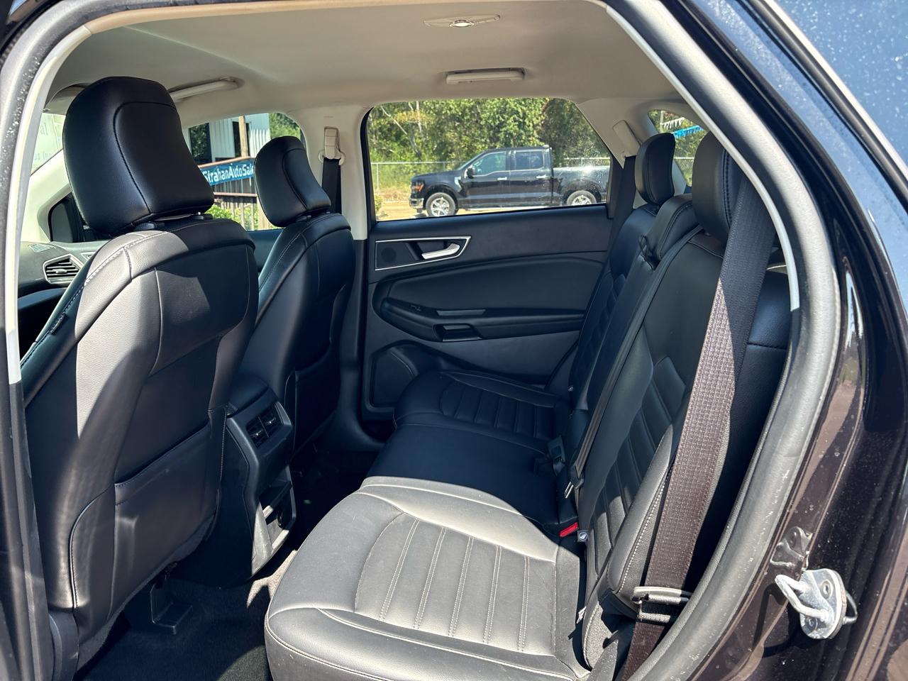Ford Edge photo 7