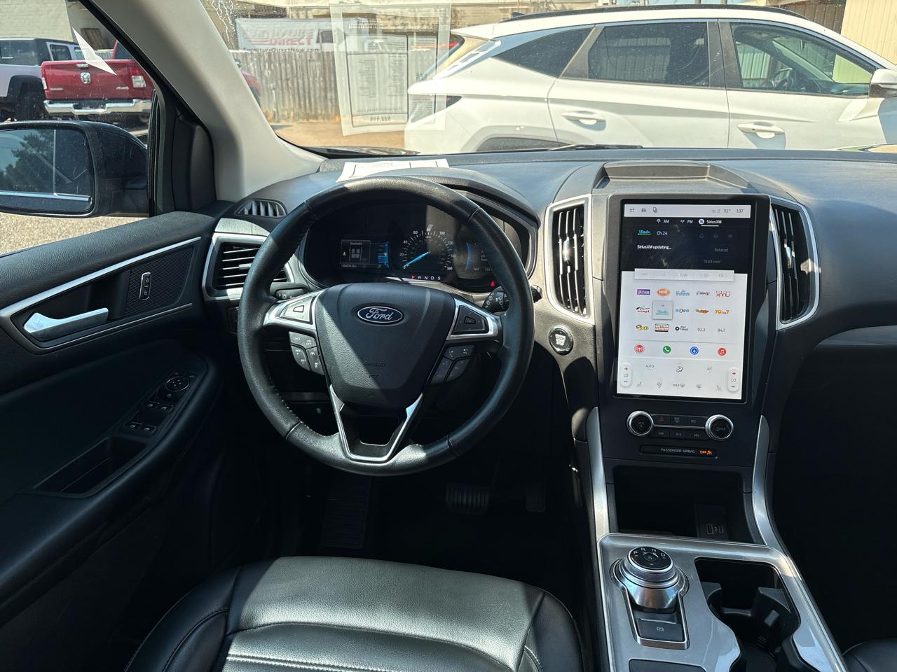 Ford Edge photo 8