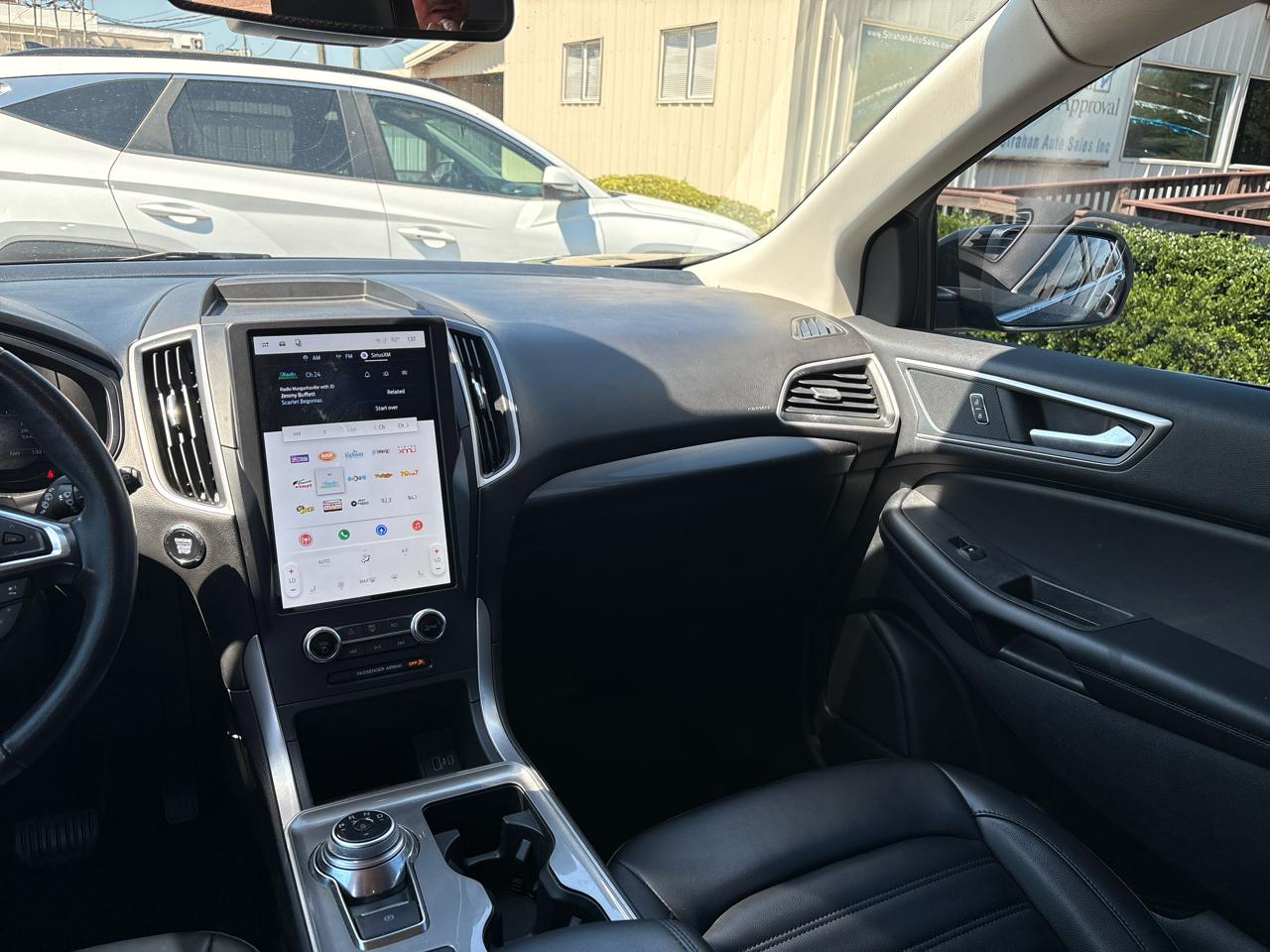 Ford Edge photo 9